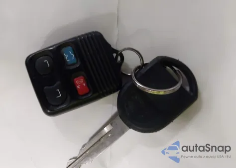 2004 Ford Expedition Xlt из США, поврежденный, VIN 1FMRU15W84LB82268